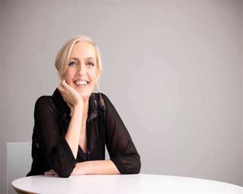 切除卵巢还会来月经吗（卵巢切除）